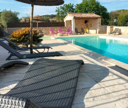 Grand Gîte La Bastide – La piscine