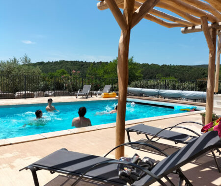 Grand Gîte Le Mas - La piscine