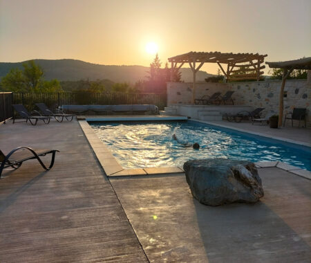 Grand Gîte Le Mas - La piscine